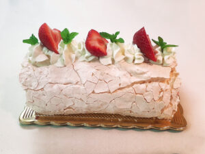 cardinal-with-strawberries